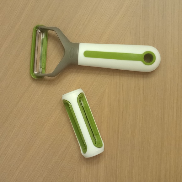 CHEF'N - Peeler with 3 Options - NEW! UNUSED! - Picture 1 of 5